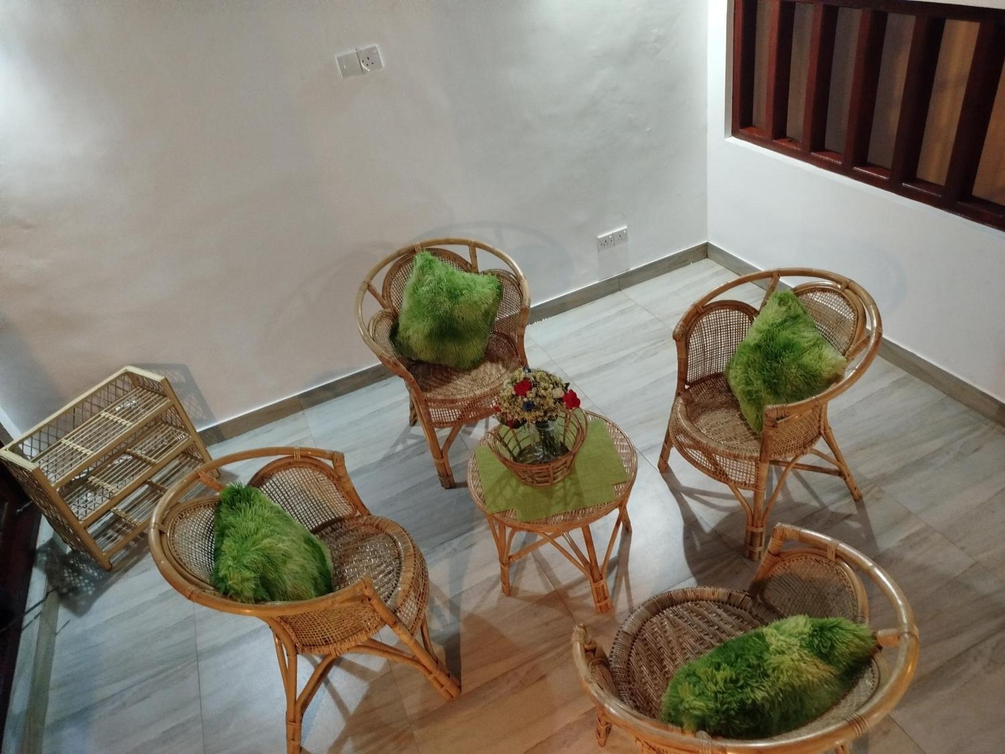 فندق Elzangi نيجومبو المظهر الخارجي الصورة